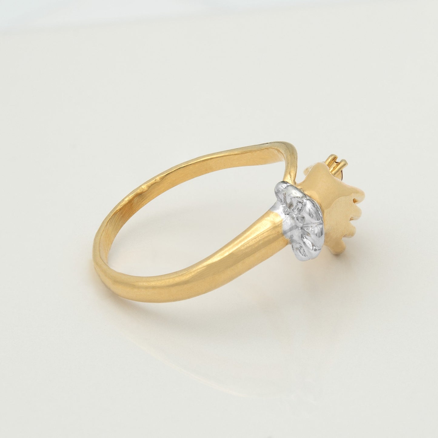 Lydia Vintage Hand Ring with Black and Clear Austrian Crystals - 18k Gold Electroplated jewelry image 1