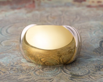 Vintage Women's Dome Ring 18k Gold Ring Size: 7