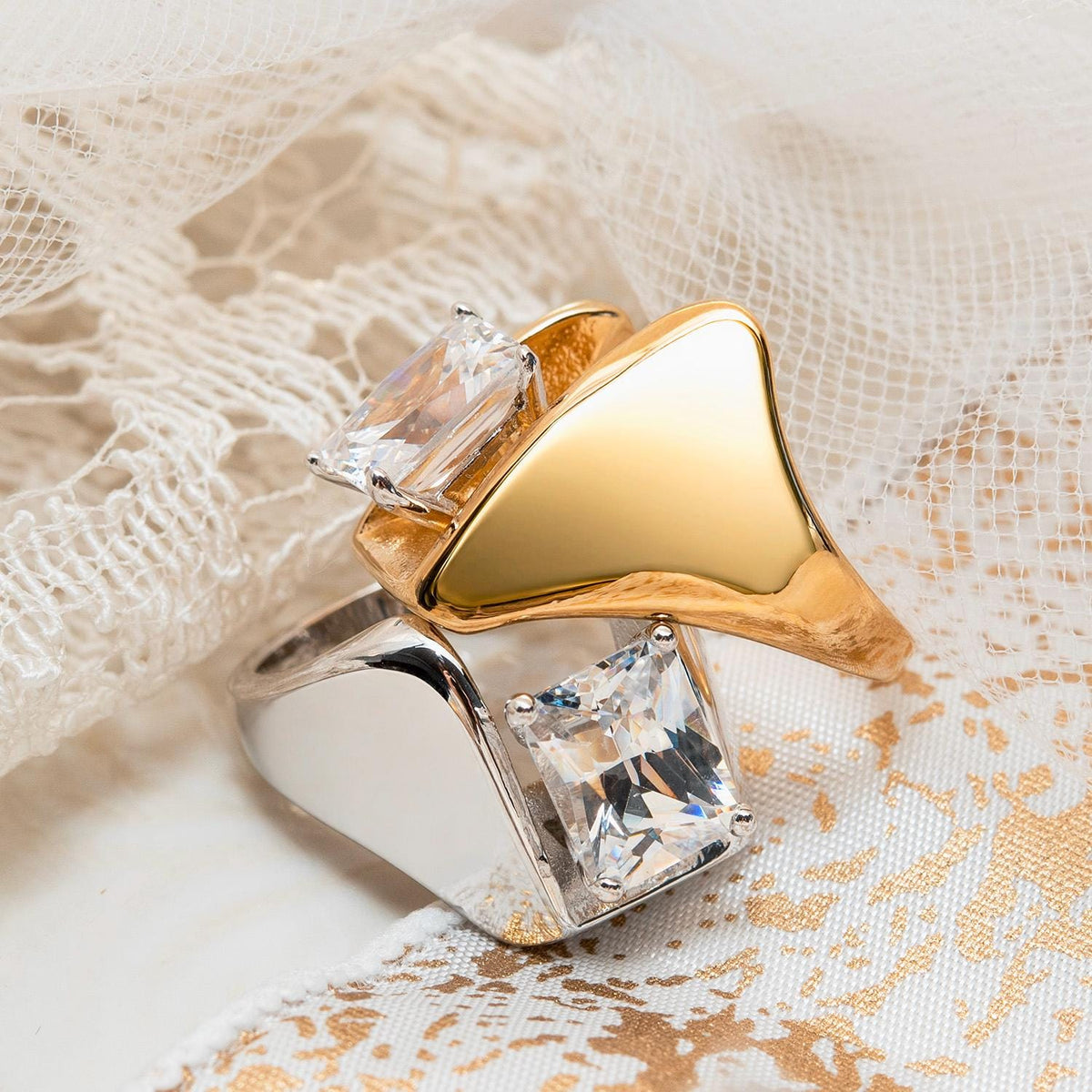 Vintage 18KT White Gold Electroplated Cubic Zirconia Ring 4 CT Solitaire Emerald Cut Women's Statement Ring