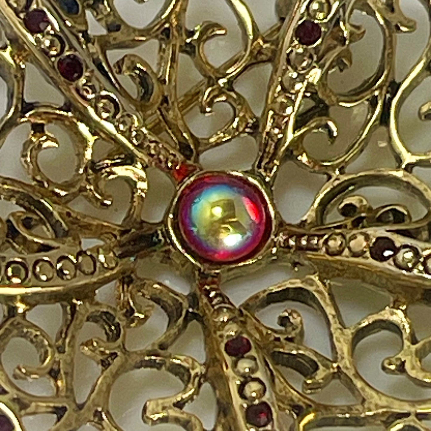 Oscar de la Renta Vintage Pin Antique Designer Gold Brooch for Women Ornate Flower Bouquet OSP-FLOWER Limited Stock