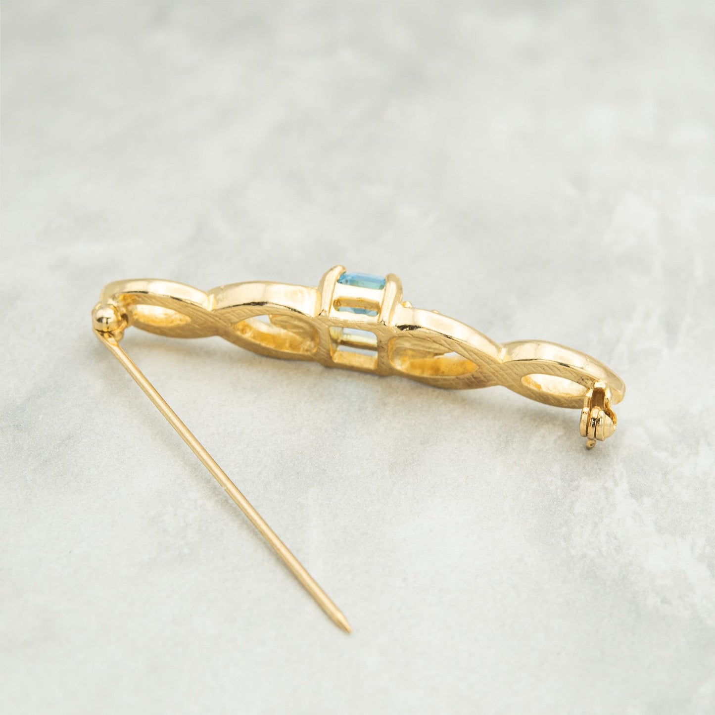 Vintage Brooch Pin Aquamarine 18kt Gold Electroplated Antique Womans Jewelry March Birtstone Jewelry