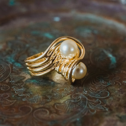 Vintage 1970's Cream Glass Pearl Ring 18k Yellow Gold Electroplated Made in USA