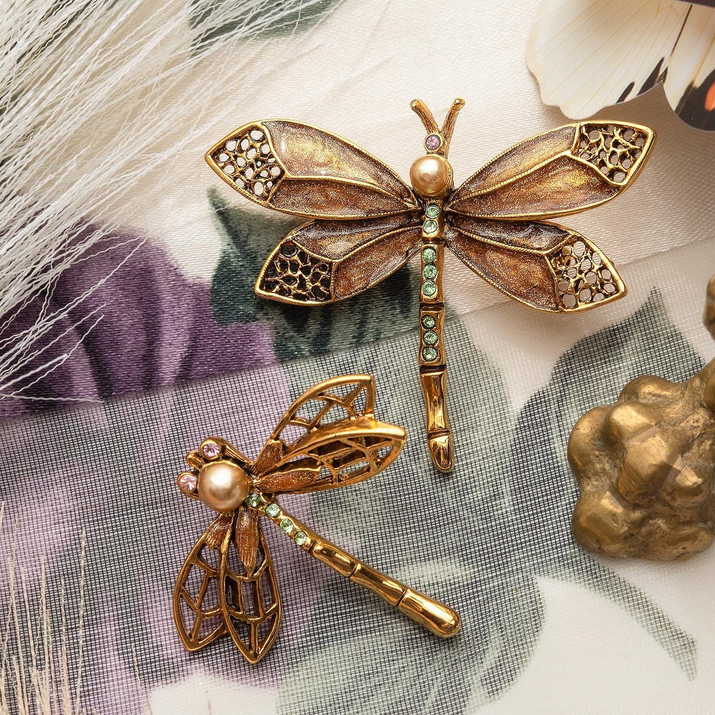Vintage Oscar de la Renta Set of Two Dragonfly Brooch Gold Pin Luxury Designer Jewelry Womans Insect Jewelry