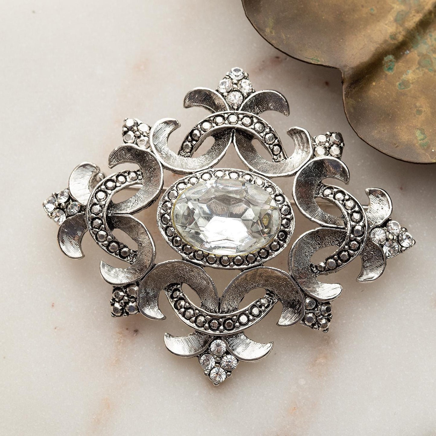 Vintage Oscar de la Renta Brooch White Gold Pin Luxury Designer Jewelry Austrian Crystals Womans Antique Estate Jewelry
