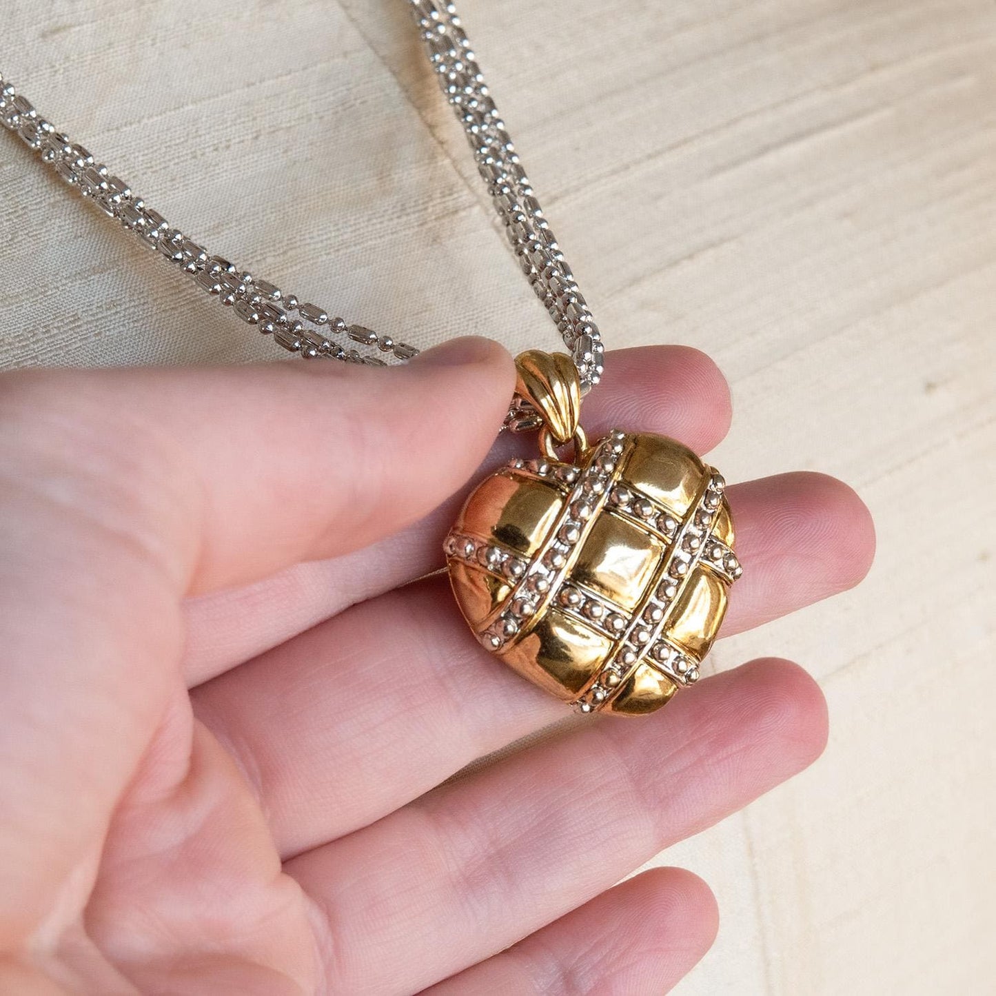 Womens Vintage Oscar De La Renta Yellow and White Gold Heart Pendant Necklace, 24 Inch Valentine's Day Gifs