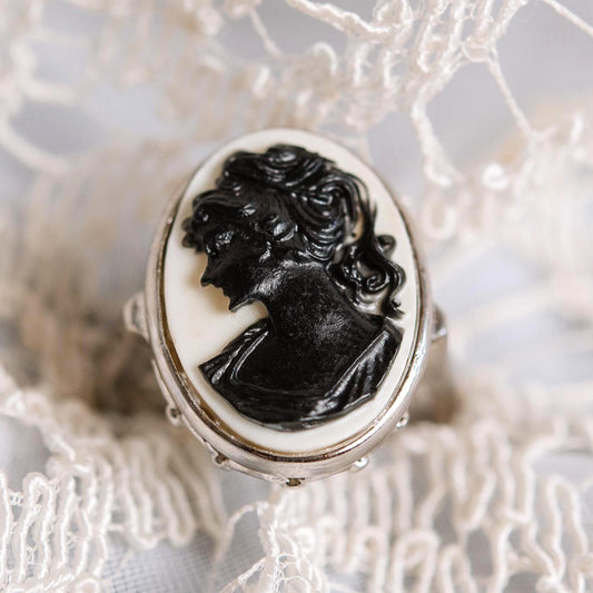 Vintage Black Silhouette on White Cameo Ring Antique 18k White Gold Silver Womans Handmade Jewelry Victorian Rings Limited Stock