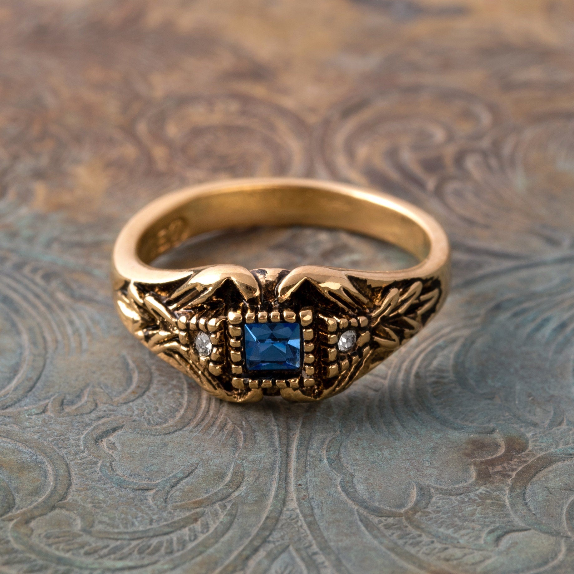 Vintage Blue Topaz and Clear Crystal Ring18k Antique Yellow Gold