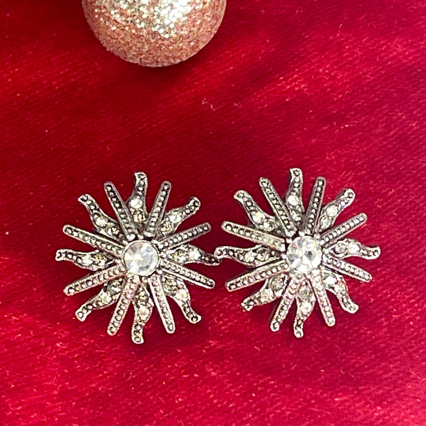 Vintage Earrings Oscar De La Renta White Gold Plated Post Earrings set with Cubic Zirconia #OSE-24303