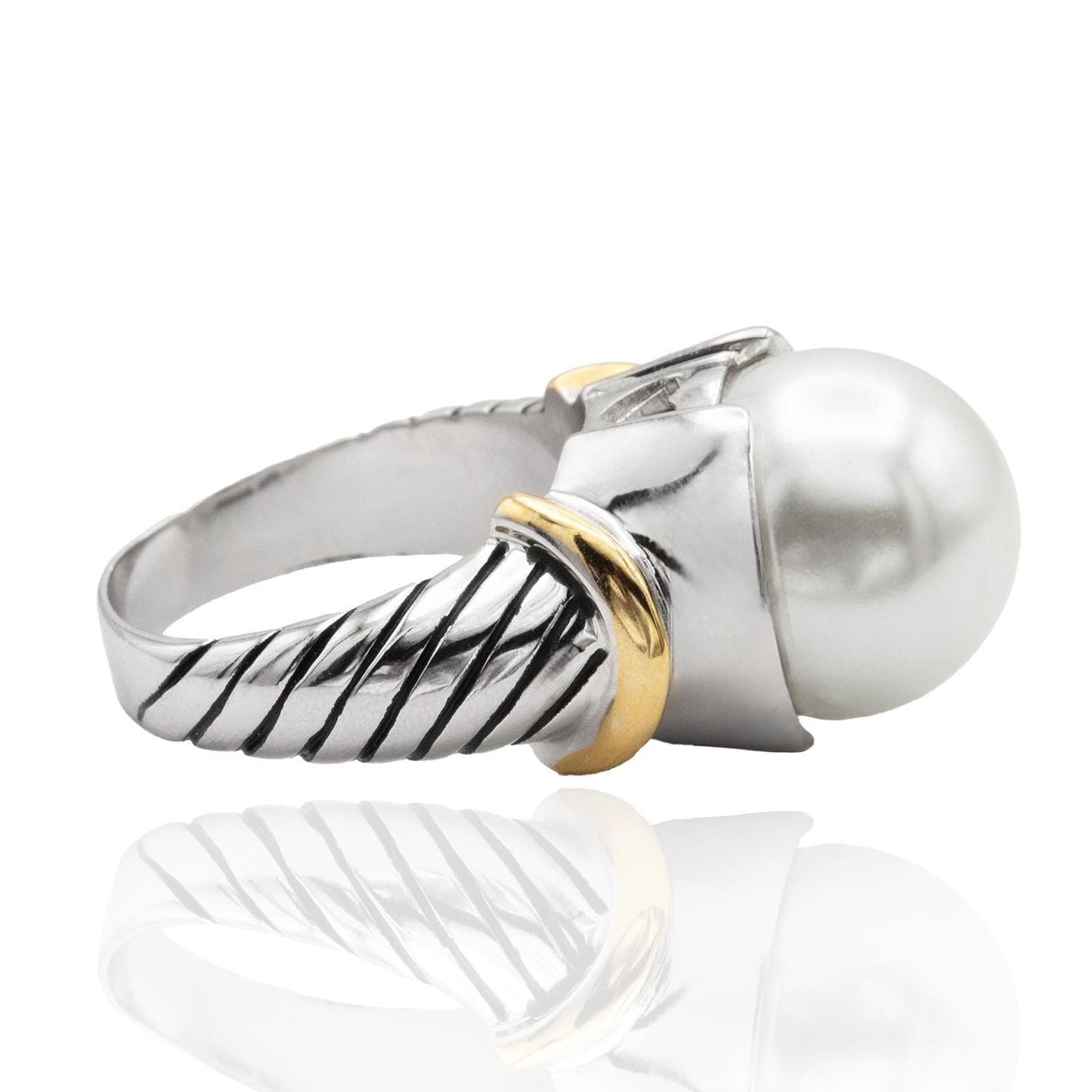 Women's Elegant Pearl Designer Inspired Statement Ring 18kt Gold Plated