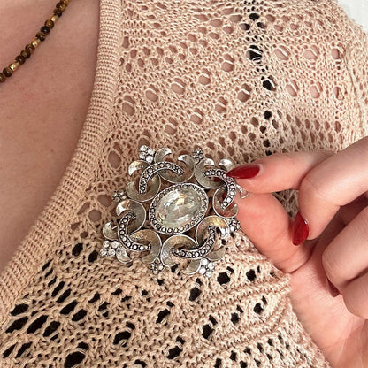 Vintage Oscar de la Renta Brooch White Gold Pin Luxury Designer Jewelry Austrian Crystals Womans Antique Estate Jewelry