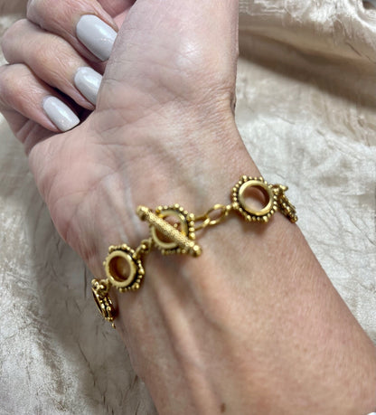 Women's Vintage Oscar De La Renta 8" Antique Gold Plated Bracelet with Carnelian Stones #OSB-535- Limited Stock - Never Worn
