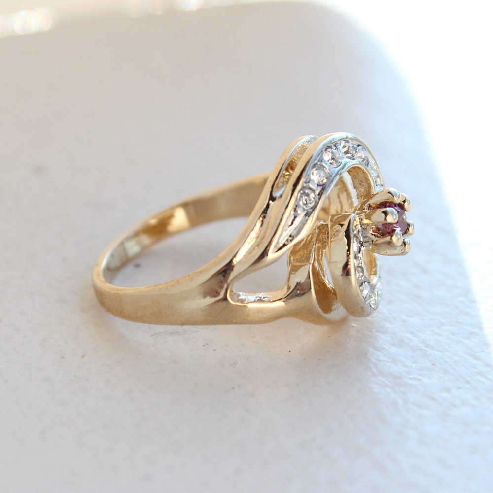 Vintage Amethyst Cubic Zirconia 18k Yellow Gold Plated Ring with Clear Austrian Crystals