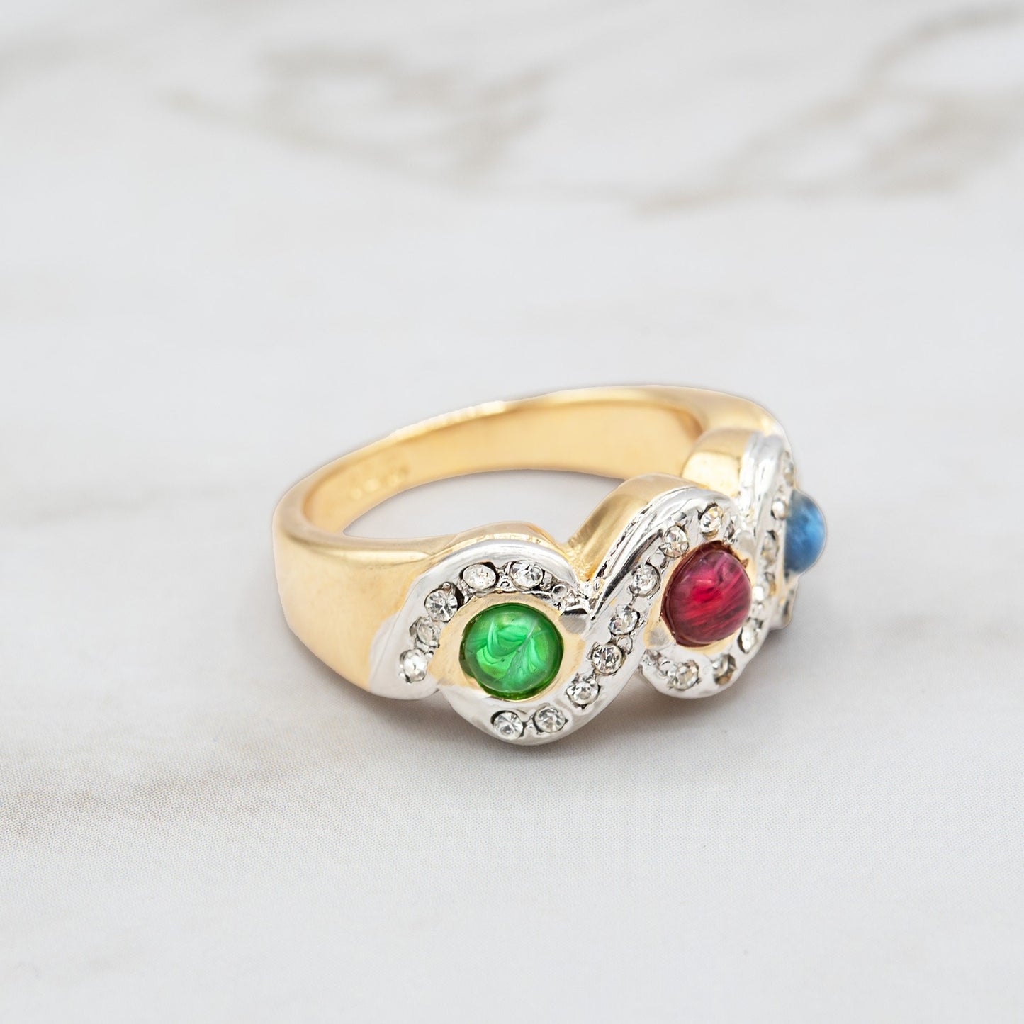Women's Vintage Ring Pearl or Multi Color Emerald, Sapphire, Ruby Crystal Cocktail Band Ring