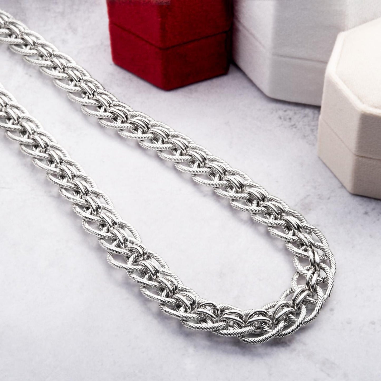 Vintage Oscar De La Renta 17 Inch Yellow or White Gold Plated Link Chain Necklace Women's Vintage Designer