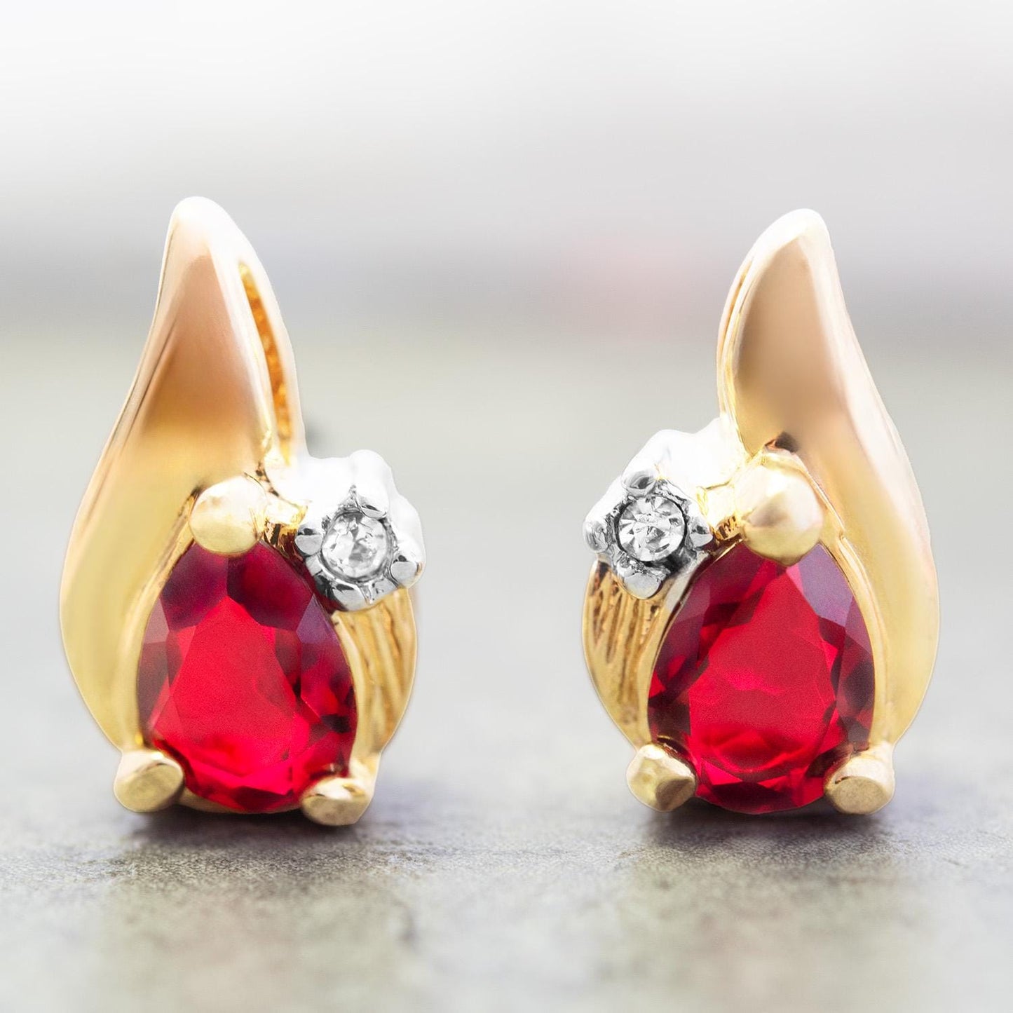 Women's Vintage Cubic Zirconia Post Earrings Gold Electroplated Pierced Earrings