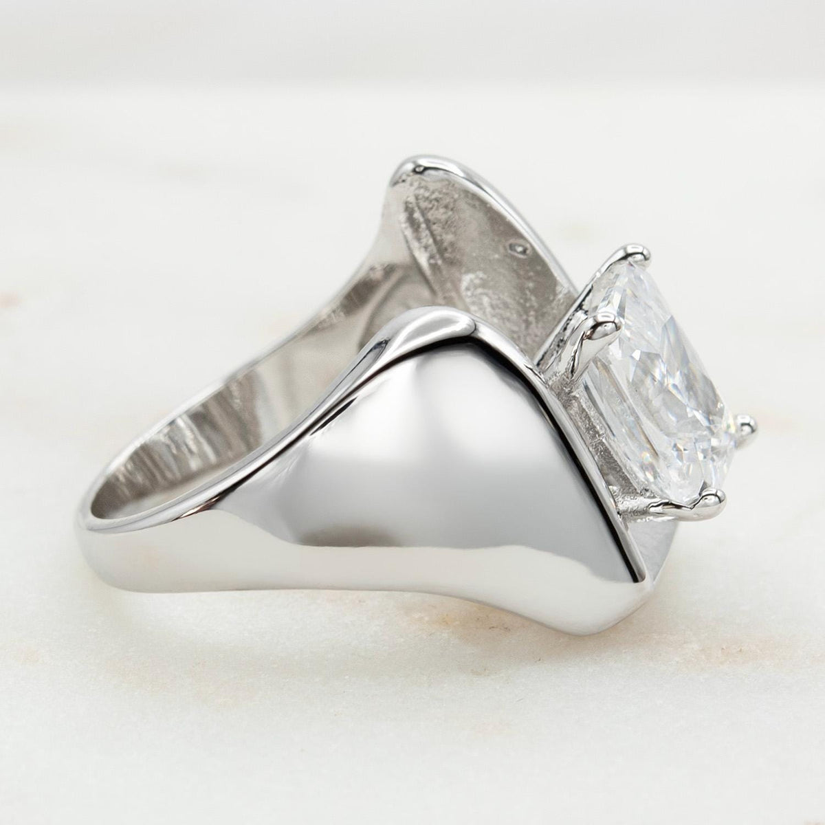 Vintage 18KT White Gold Electroplated Cubic Zirconia Ring 4 CT Solitaire Emerald Cut Women's Statement Ring