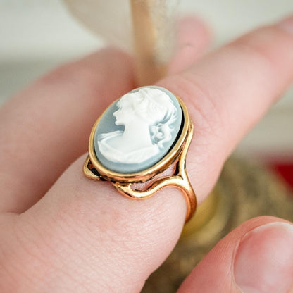 Womens Vintage White Silhouette on Light Blue Cameo Bead Ring 18kt Yellow Gold Electroplated