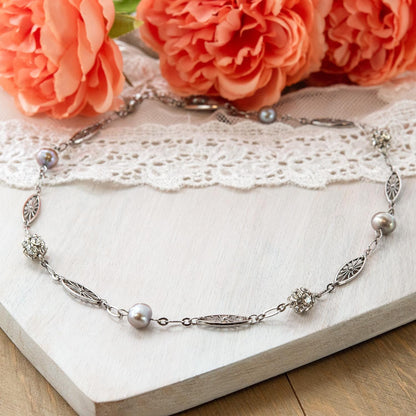 Women's Vintage Oscar De La Renta Freshwater Pearl Necklace White Gold Plated Dangle Jewelry