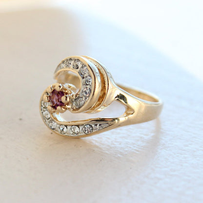 Vintage Amethyst Cubic Zirconia 18k Yellow Gold Plated Ring with Clear Austrian Crystals