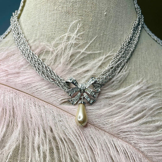 Vintage Oscar De La Renta Beautiful 16" Crystal and Pearl Necklace Antique Bridal with 3" Ex Signed Designer Antique Jewelry for Women Bride