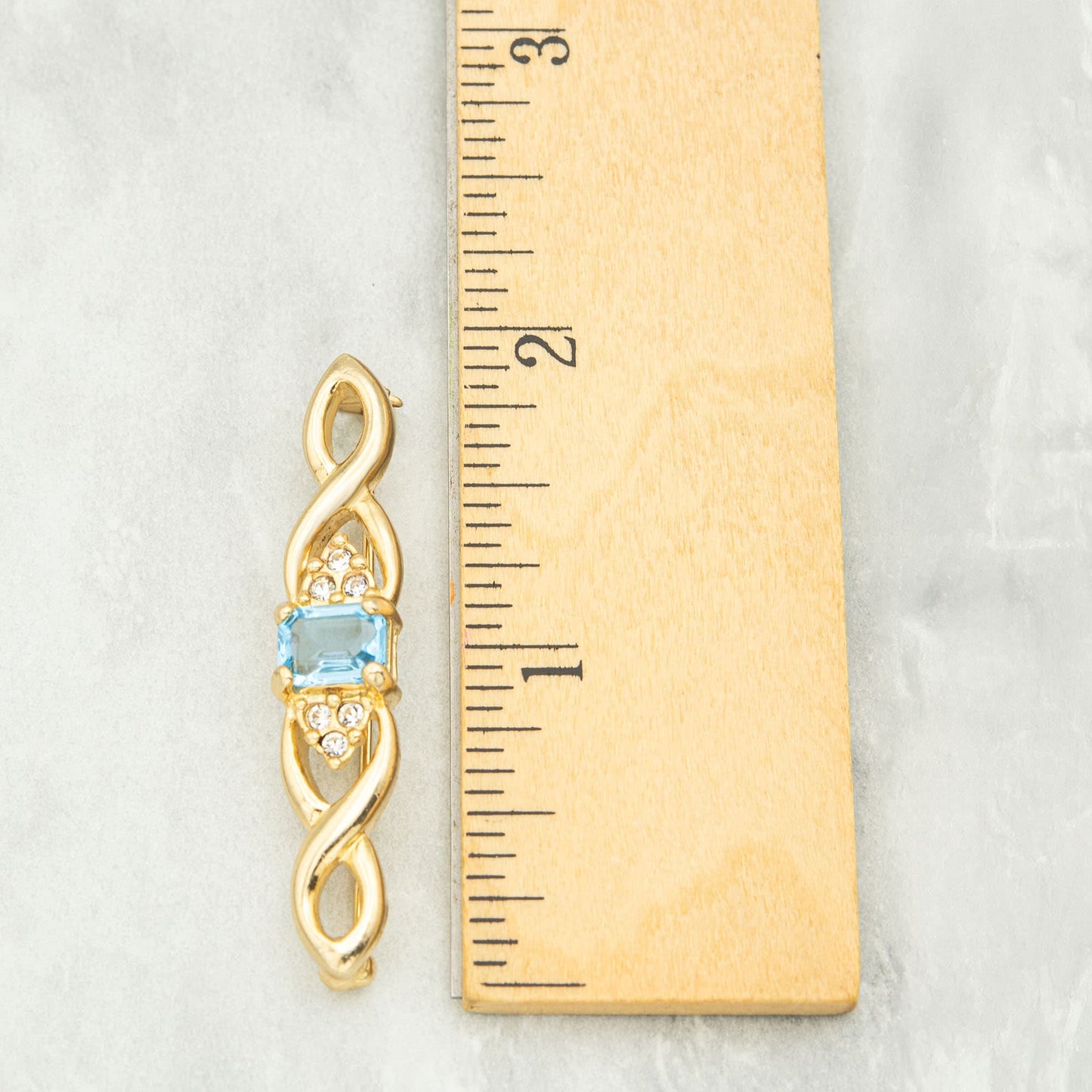 Vintage Brooch Pin Aquamarine 18kt Gold Electroplated Antique Womans Jewelry March Birtstone Jewelry