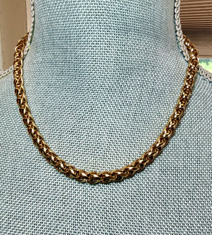 Womens Vintage Oscar de la Renta Gold-Plated Link Chain Necklace  16" Toggle Closure