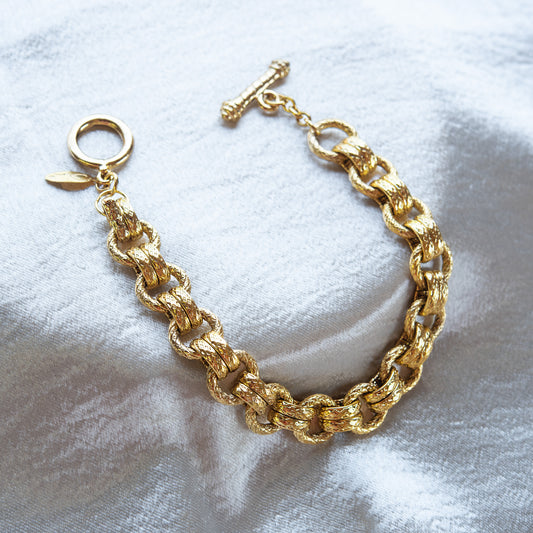 Vintage Oscar De La Renta Yellow or White Gold Tone 8-1/2 Inch Textured Links Bracelet