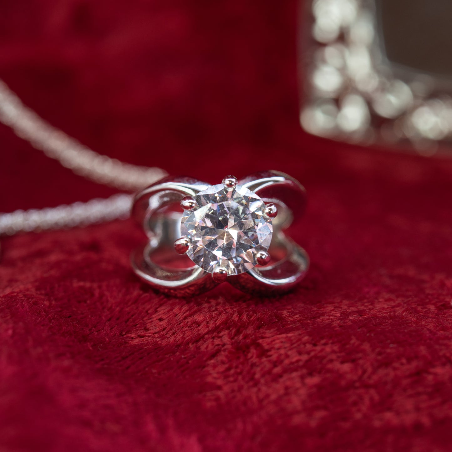 Vintage 1980s 8 ct. Marquise Cut AAAAA Cubic Zirconia Solitaire Ring – 18KT White Gold Electroplated jewelry image 1