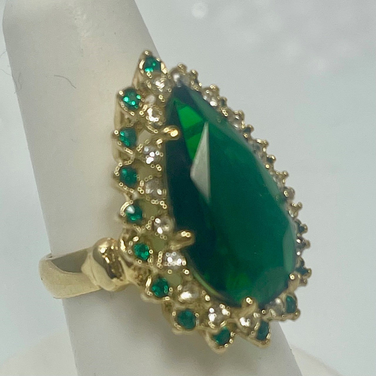 Victorian Style Emerald Green Austrian Crystal Cocktail Ring – 18k Gold Electroplated #R212 jewelry image 1
