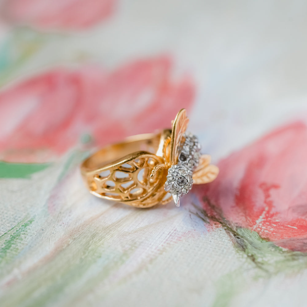 Abee Austrian Crystal Bee Ring