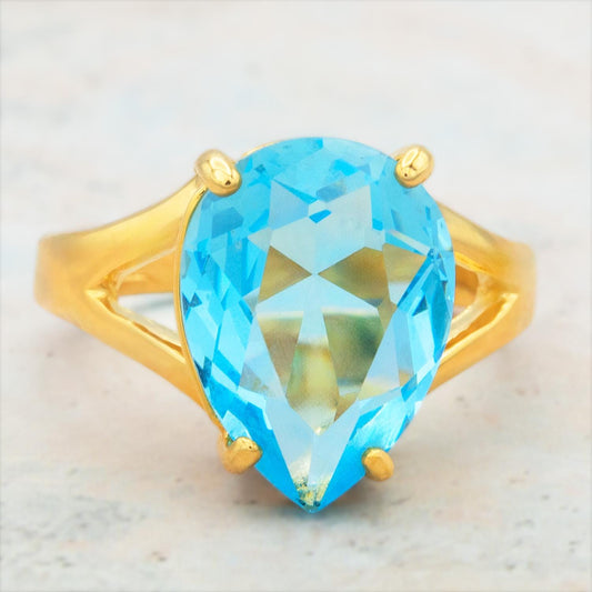 Vintage 1980s Austrian Crystal Cocktail Ring Women's 18k Gold Electroplated Made in USA March Birsthstone Statement Ring Blue