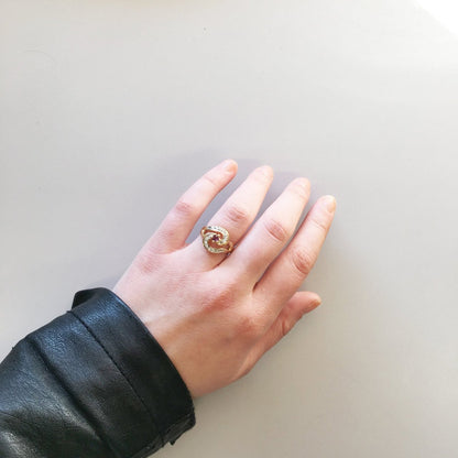 Vintage Amethyst Cubic Zirconia 18k Yellow Gold Plated Ring with Clear Austrian Crystals