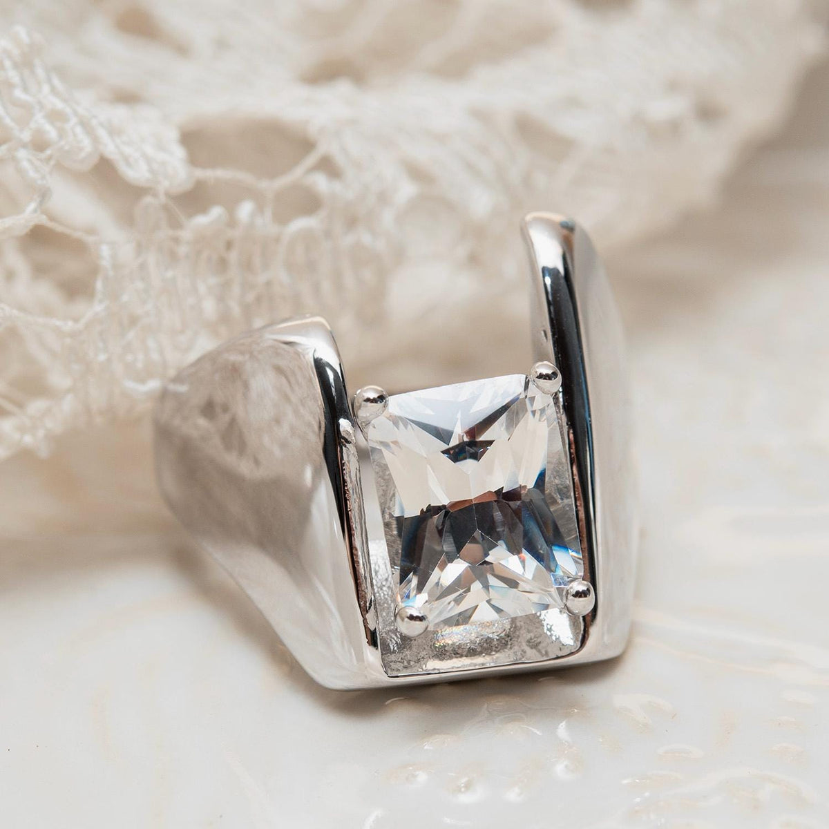 Vintage 18KT White Gold Electroplated Cubic Zirconia Ring 4 CT Solitaire Emerald Cut Women's Statement Ring