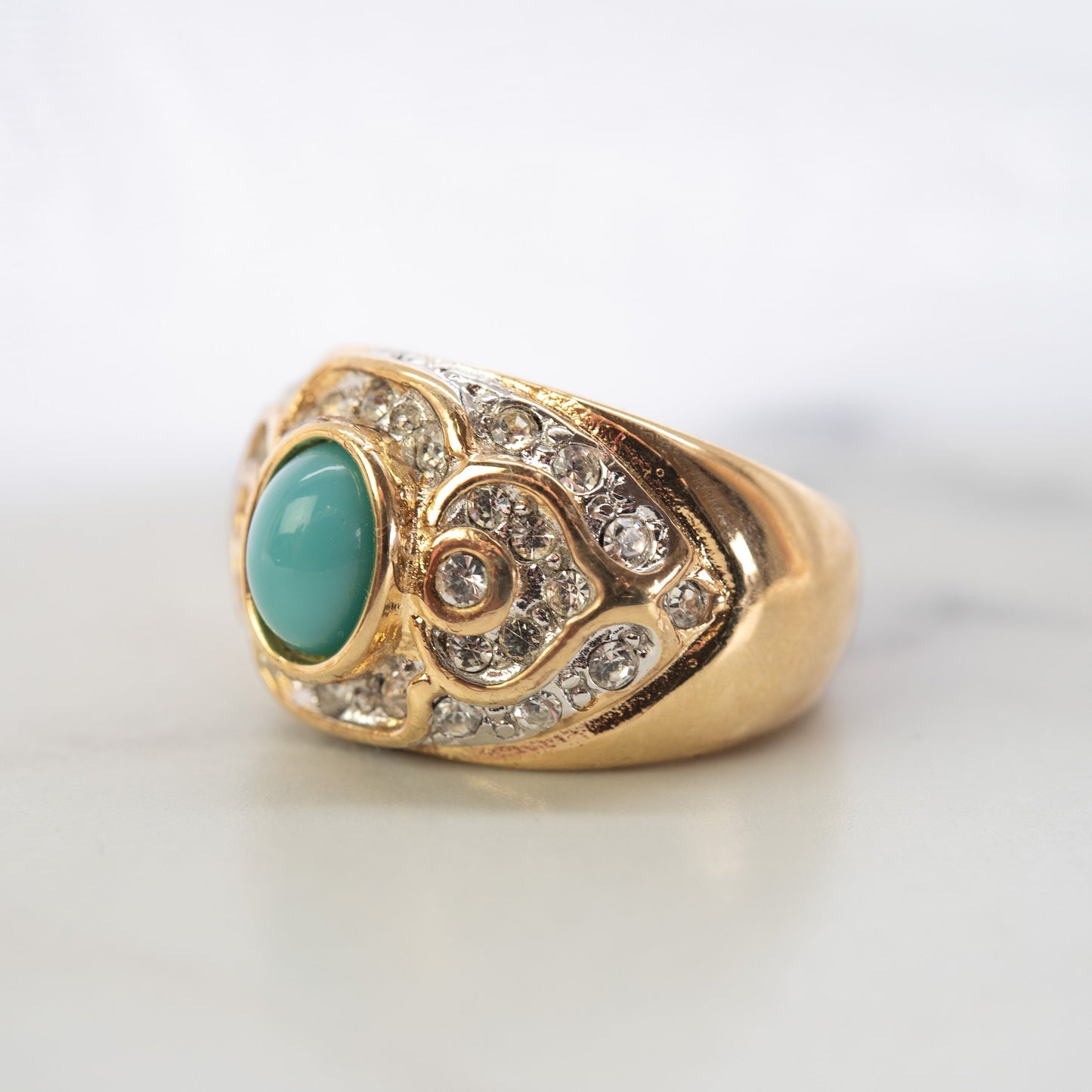 Womens Vintage Ring Turquoise Glass Bead Austrian Crystals Cocktail Ring