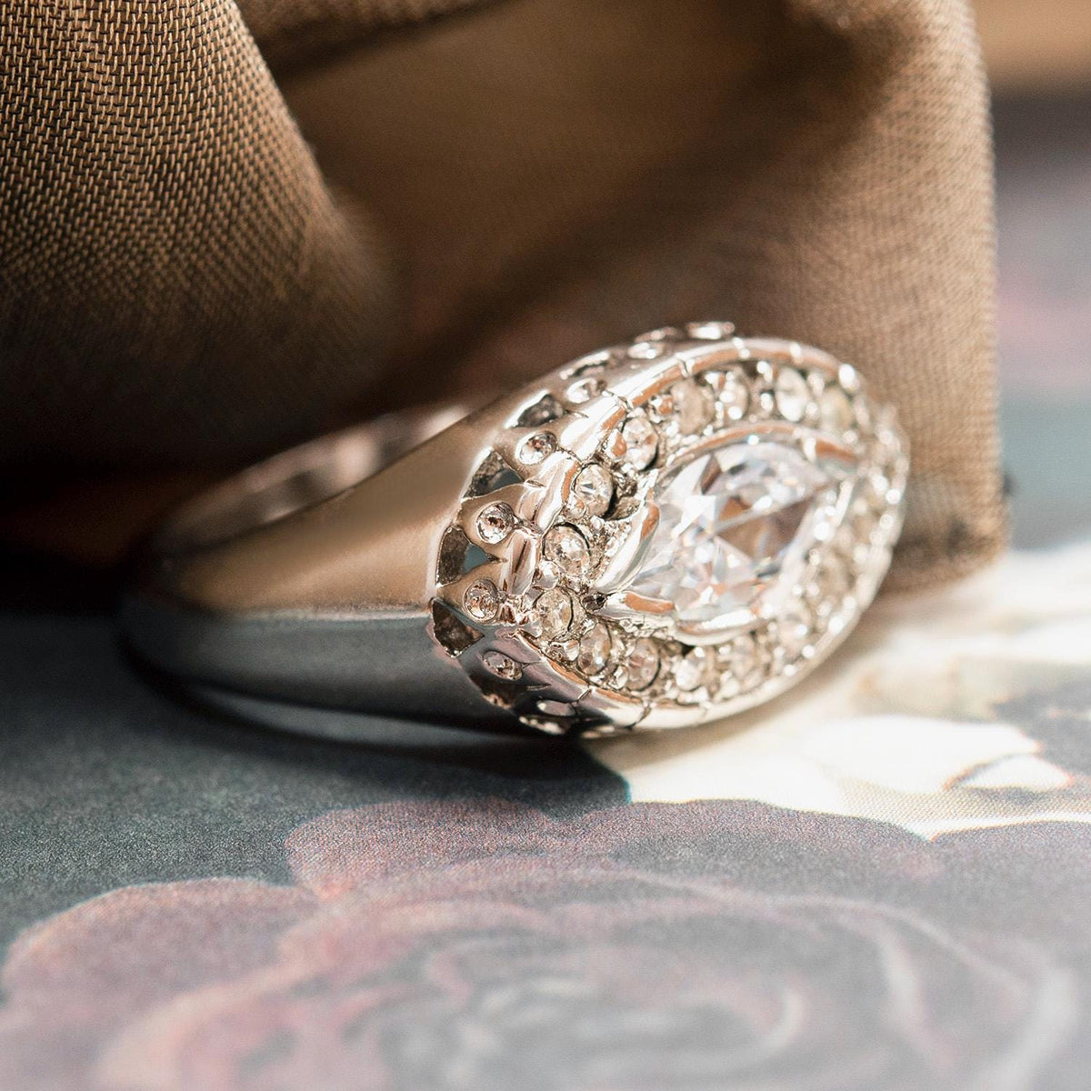 Vintage Ring 18k White Gold Electroplated Edwardian Style Marquise Cubic Zirconia Ring Gold Statement Womans Rings Antique Jewelry