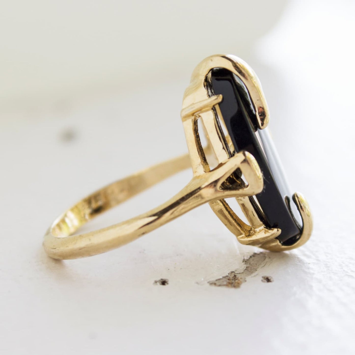 Vintage Genuine Onyx 18k Gold Plated Cocktail Ring Made in USA #R2998