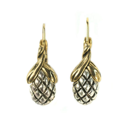 Oscar de la Renta Vintage Gold Plated Sterling Silver Drop Earrings with Quilted Design jewelry image 1