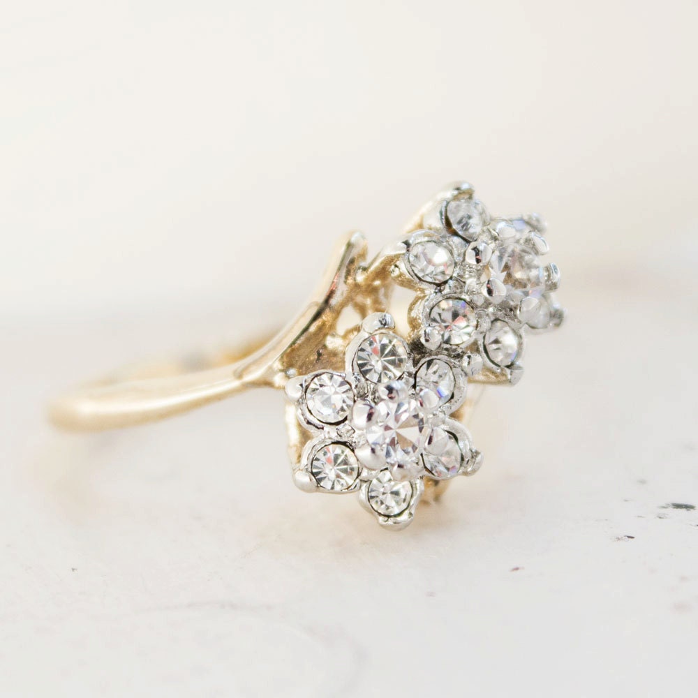 Vintage 1970s Double Flower Cluster Ring with Clear Austrian Crystals - 18k Gold Electroplated - Made in USA jewelry image 1