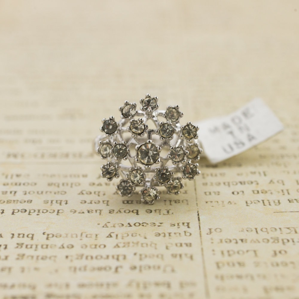 Vintage Clear Austrian Crystal and Pinfire Opal Cocktail Ring - 18k White Gold Electroplate - Made in USA jewelry image 1