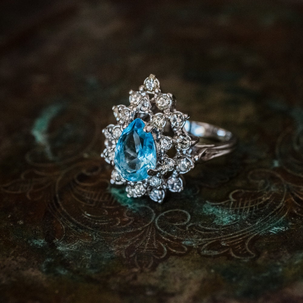 Vintage 1970s Victorian Style Aquamarine and Clear Austrian Crystal Cocktail Ring – 18k White Gold Electroplated jewelry image 1