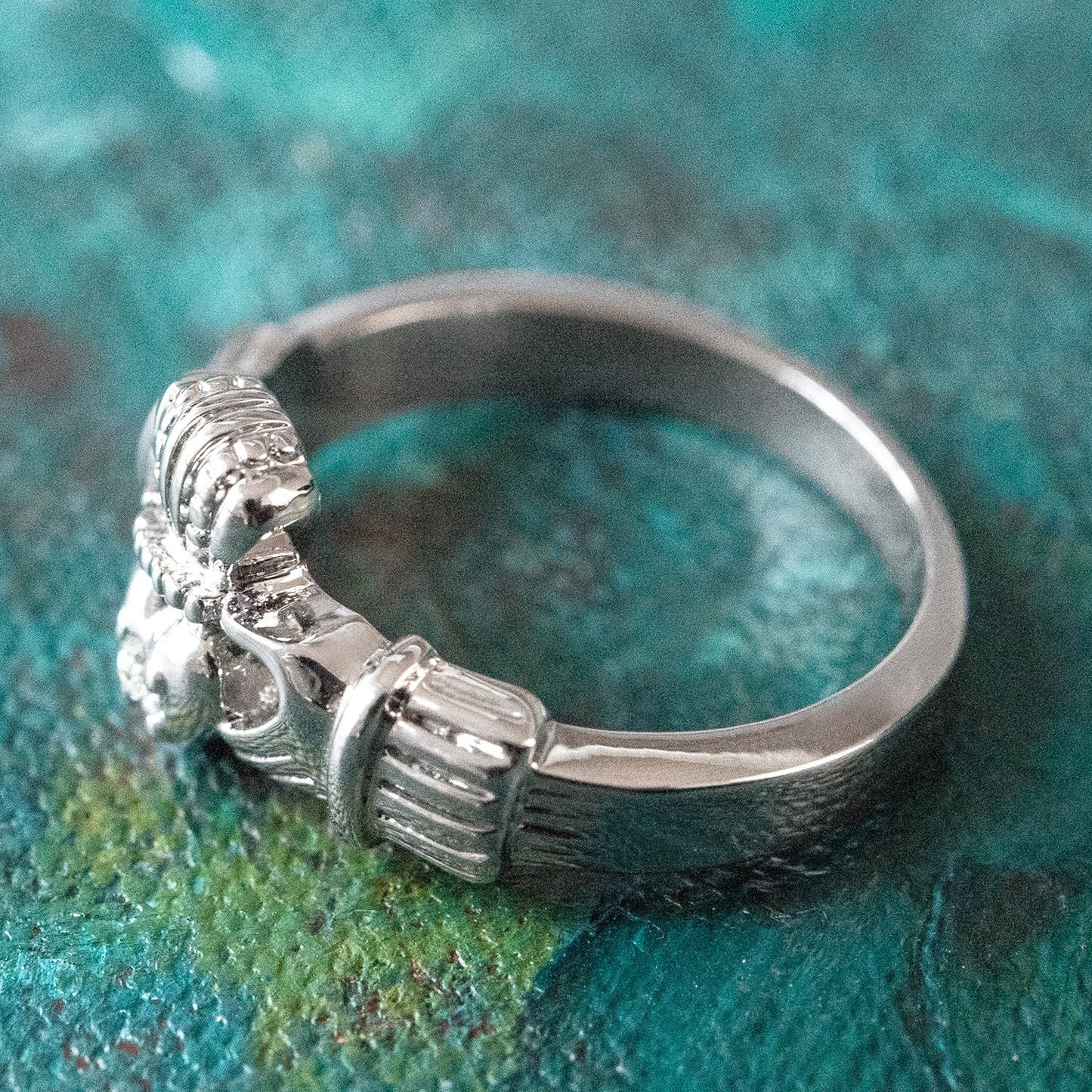 Vintage 1980s Clear Austrian Crystal Claddagh Ring - 18k White Gold Electroplated - Made in USA jewelry image 1