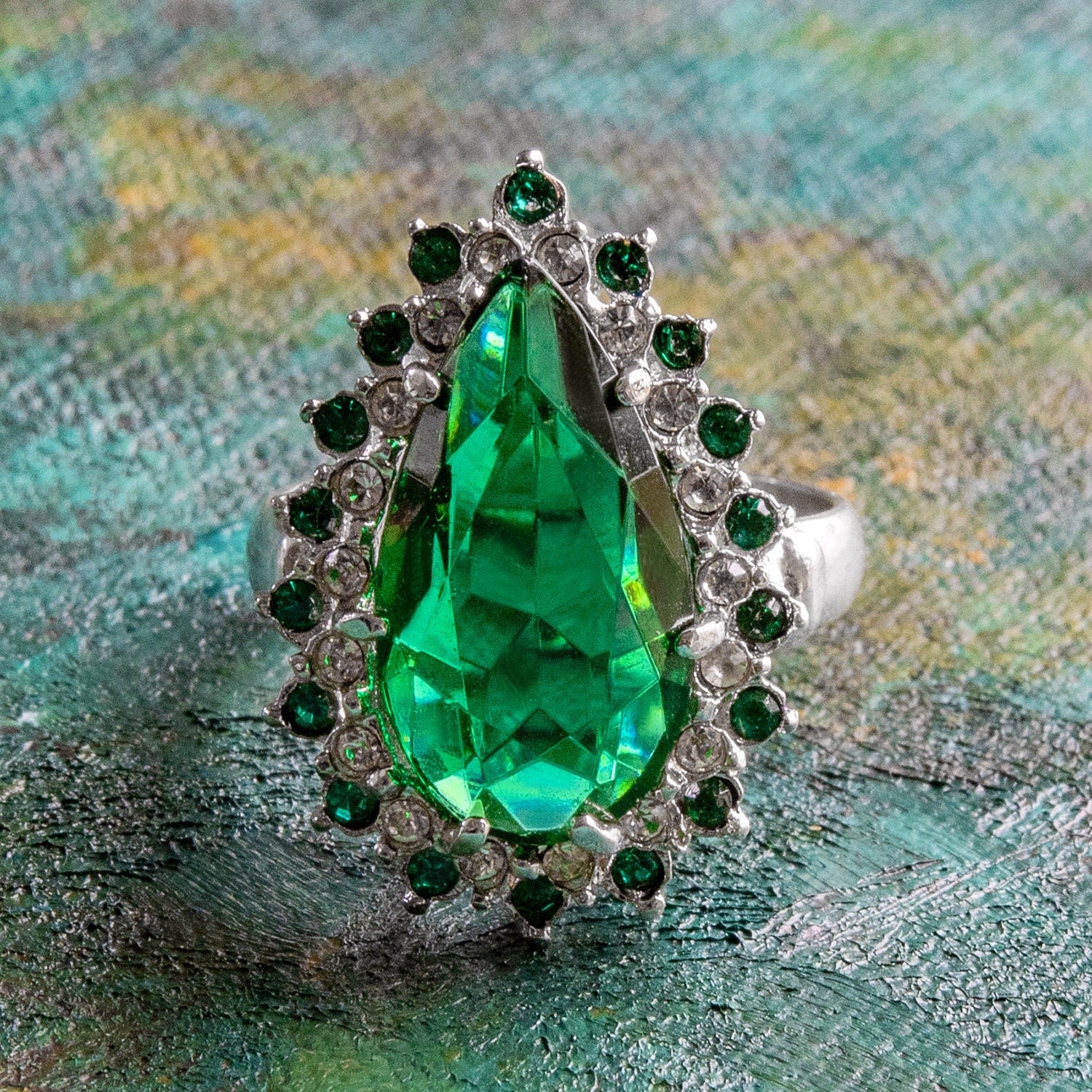 Victorian Style Emerald Austrian Crystal Cocktail Ring - 18k White Gold Electroplated jewelry image 1