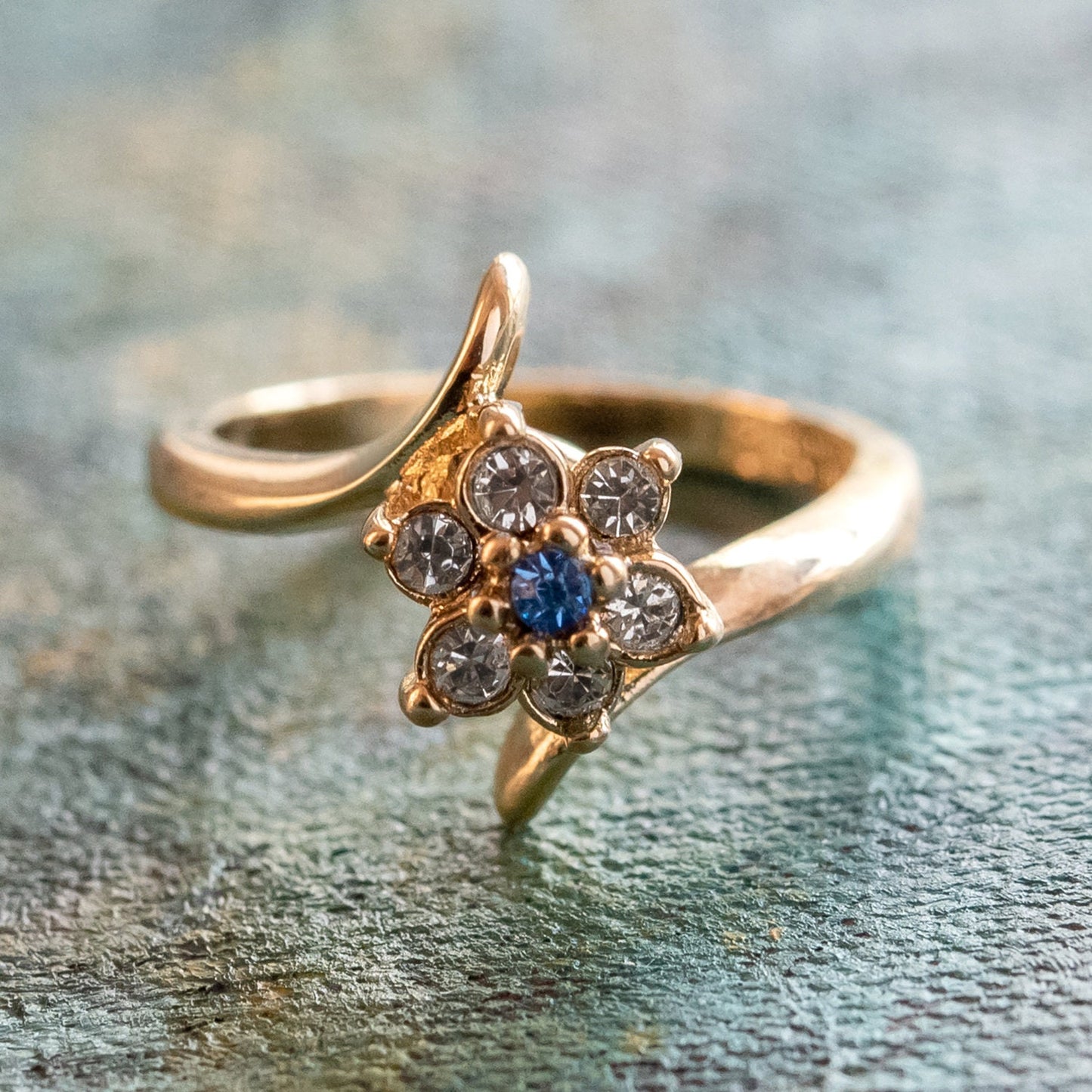 Vintage 1970s Sapphire and Clear Austrian Crystal Cluster Ring - 18kt Yellow Gold Electroplated jewelry image 1