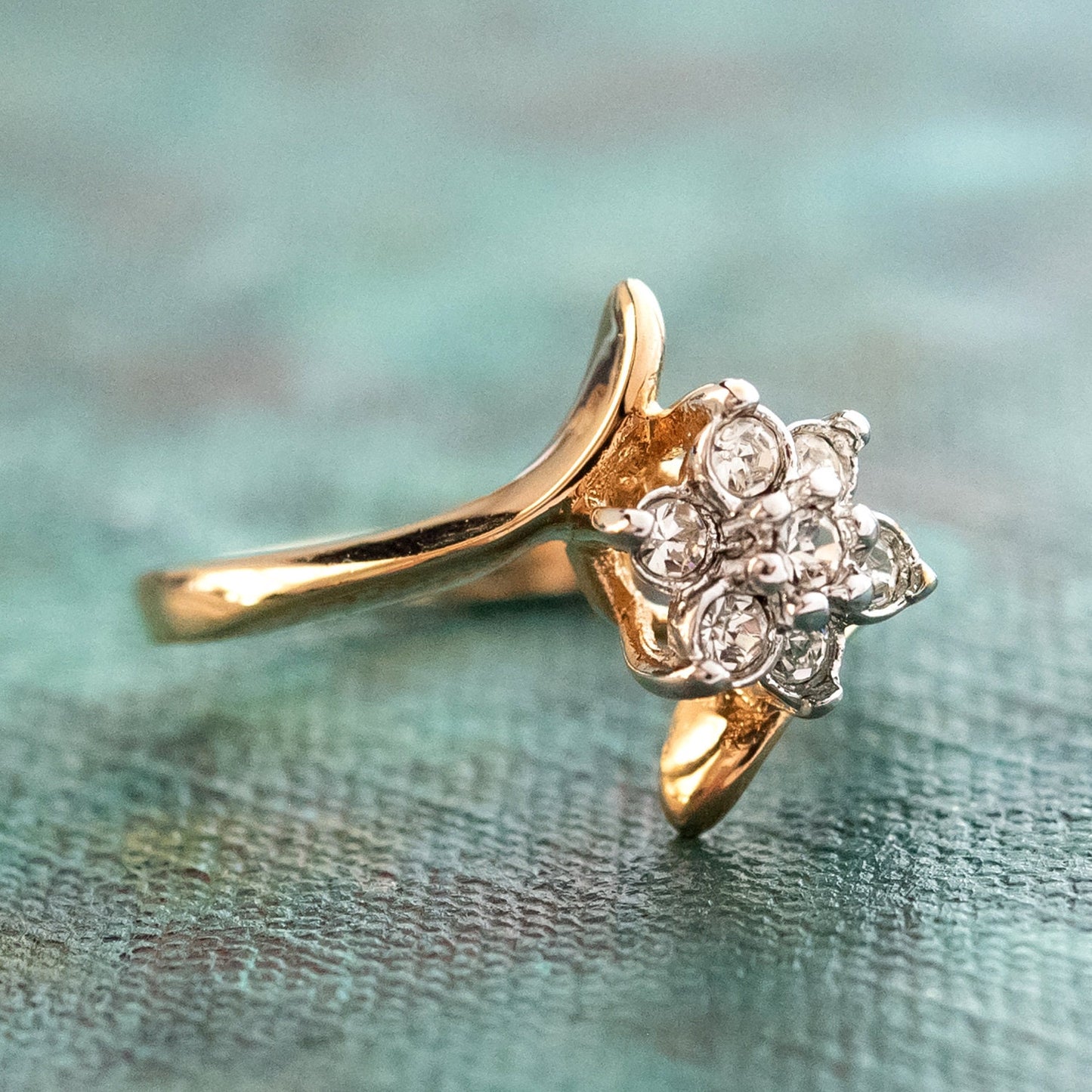 Vintage 1970s Clear Austrian Crystal Cluster Ring - 18k Yellow Gold Electroplated - Made in USA jewelry image 1