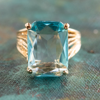 Vintage 1970s Aquamarine Austrian Crystal 18k Gold Electroplated Cocktail Ring – Made in USA jewelry image 1