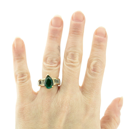 Vintage 1970s Emerald Green and Clear Austrian Crystal Cocktail Ring - 18k Yellow Gold Electroplated jewelry image 1