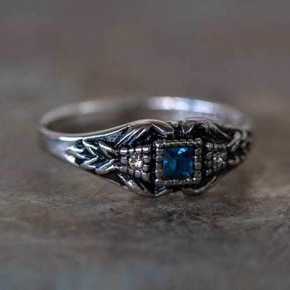 Vintage 1980s Sapphire and Clear Austrian Crystal Cluster Ring - 18k White Gold Electroplated jewelry image 1