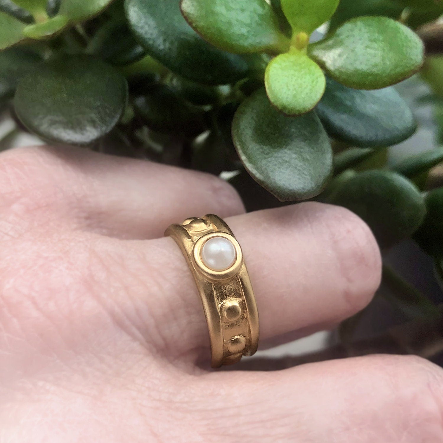 Vintage 1970s Glass Pearl Solitaire Ring - 18k Yellow Gold Electroplated Brushed Band Made in USA jewelry image 1