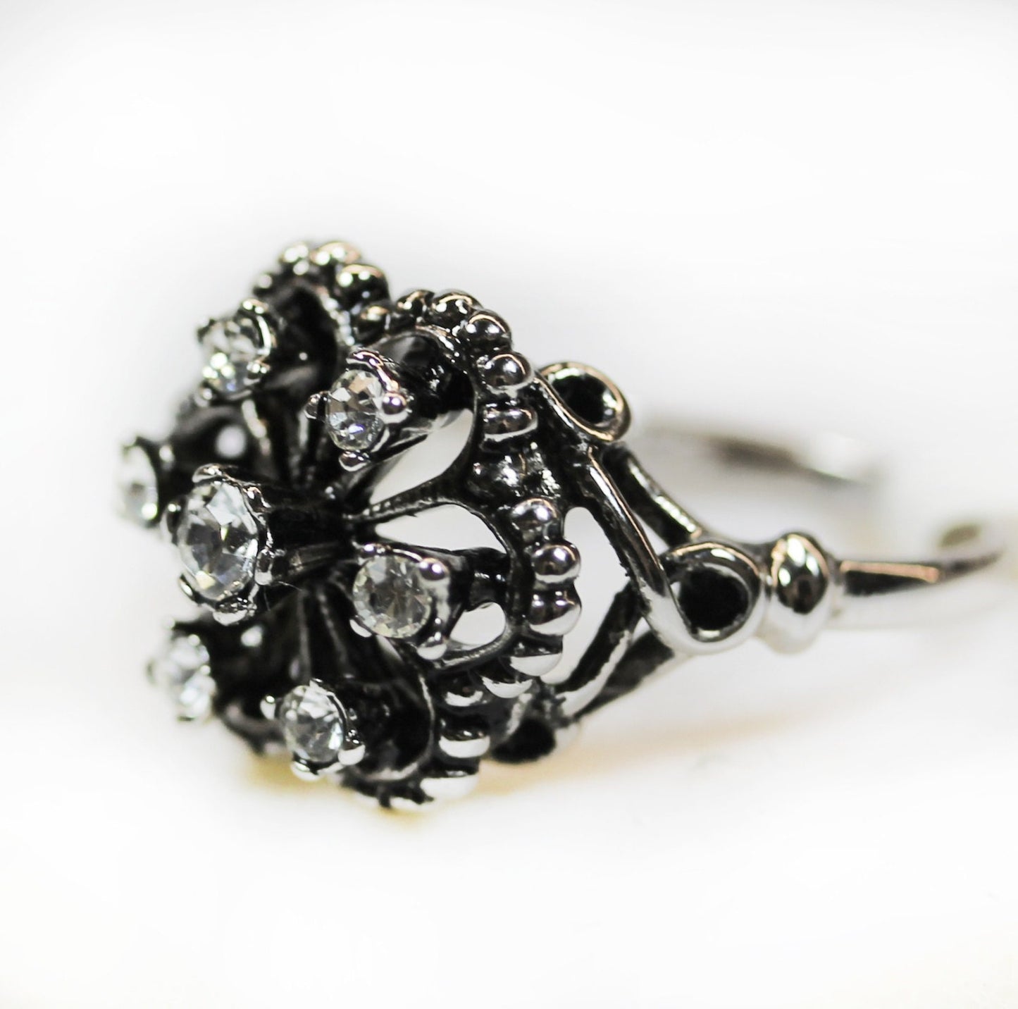 Vintage Filigree Ring with Clear Austrian Crystals - 18k White Gold Electroplated jewelry image 1