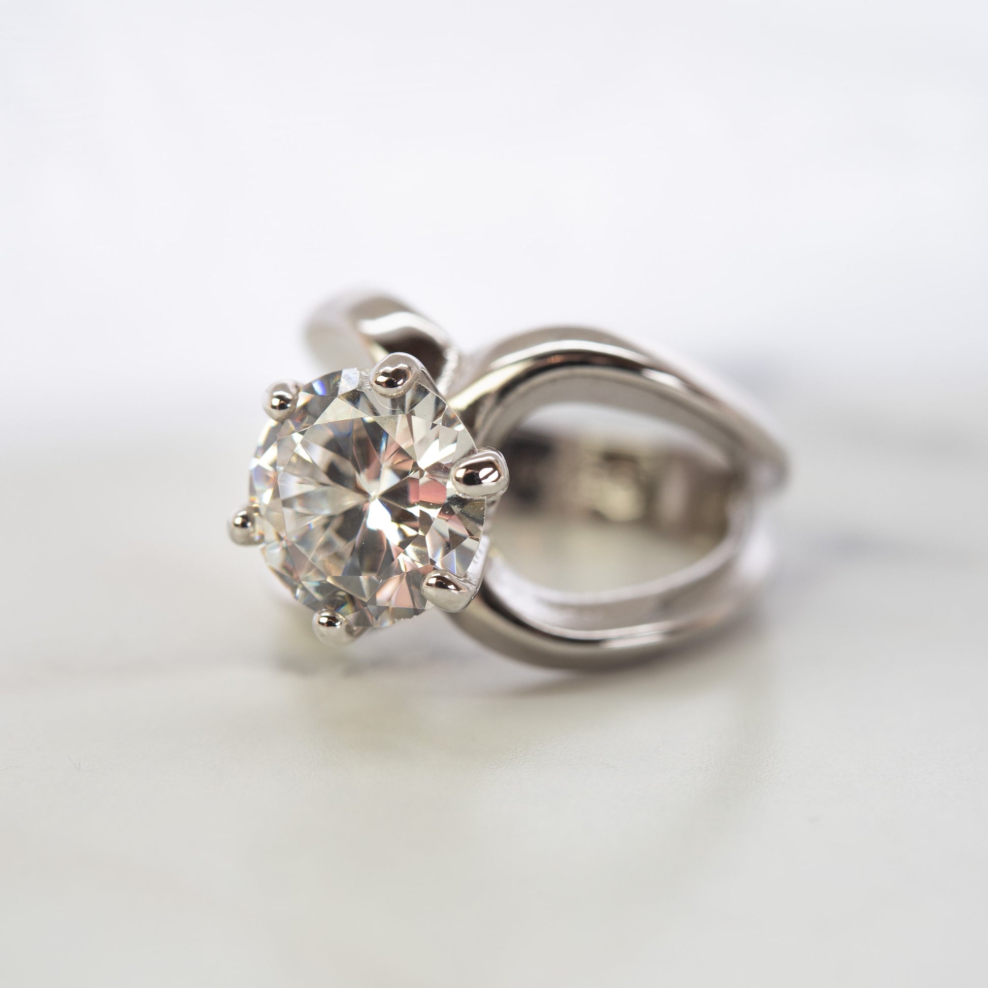 Vintage 1980s 8 ct. Marquise Cut AAAAA Cubic Zirconia Solitaire Ring – 18KT White Gold Electroplated jewelry image 1